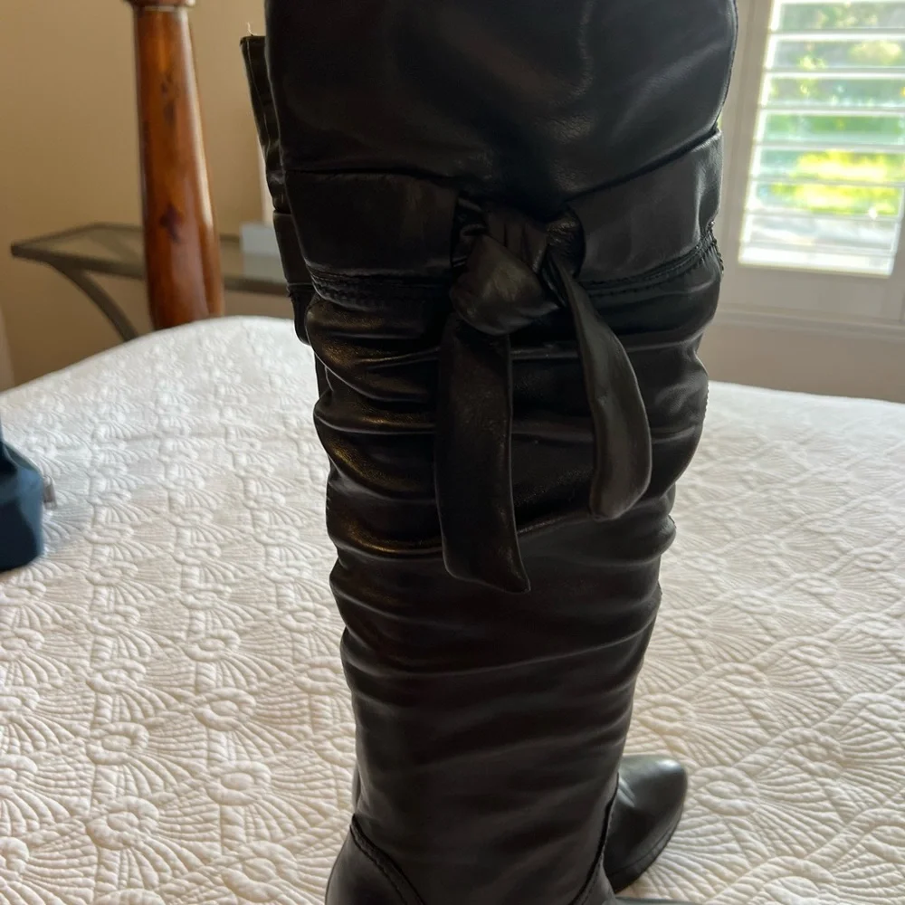 Italian Made Elegant Black Lamb leather Knee-High Women's Boots